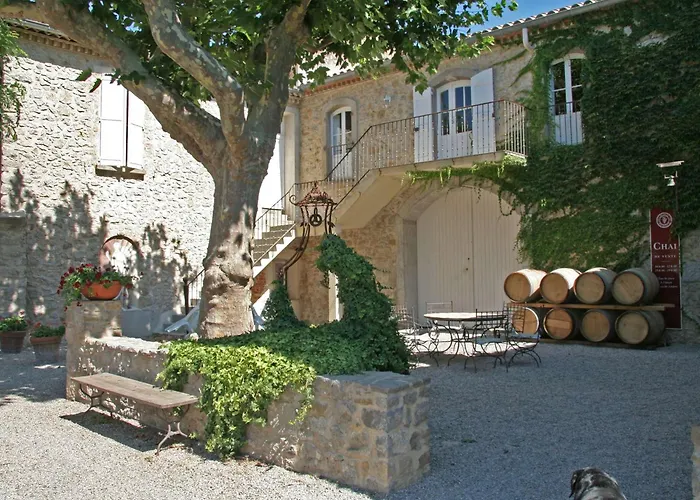 Maisonnette De Charme Au Coeur D'un Domaine Viticole, Pres De La - Narbonne-plage - Fr-1-409-178 * Narbonne